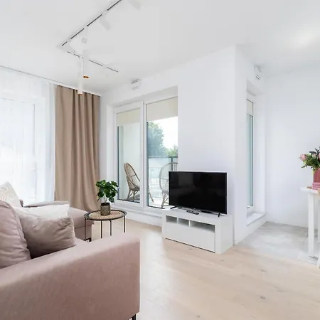 Appartement With Balcony & Parking Mogilska By Renters Prestige